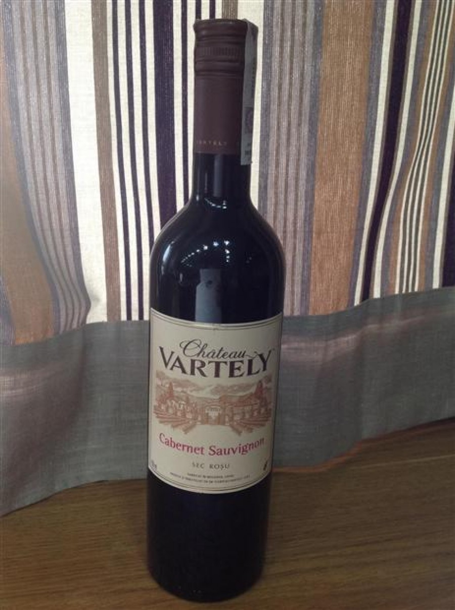 IDEI ŞI VINURI/ Un strop de istorie cu Chateau Vartely Cabernet Sauvignon 2011