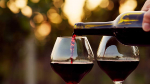 Vinul roşu îmbunătăţeşte viaţa sexuală