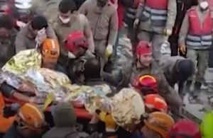 Un copil și doi adulți au fost salvați la 13 zile după cutremurul devastator din Turcia