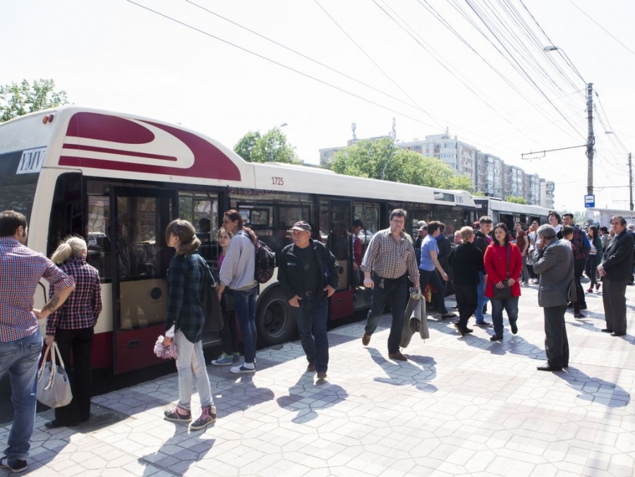 Pe ce trasee circulăm din 9 mai, FĂRĂ MAXI-TAXI