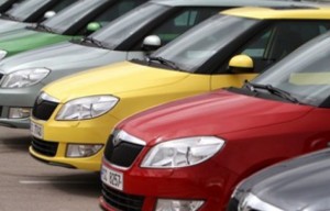 Când începe programul &quot;PRIMA MAŞINĂ&quot; şi ce CONDIŢII sunt impuse TINERILOR