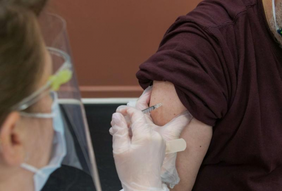 Medicii de familie au vaccinat un milion de români