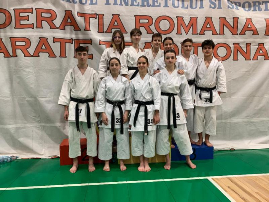 Bilanț excelent la "Naționale": 38 de medalii cucerite la karate tradițional