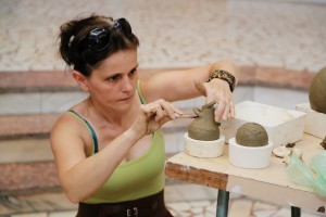 Atelier de creaţie artistică deschis publicului gălăţean (FOTO)