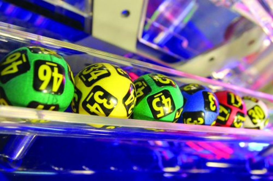 LOTO 6 DIN 49, LOTO 5 DIN 40, JOKER ŞI NOROC - iată numerele câştigătoare extrase duminică, 25 octombrie