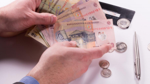 Cursul euro ar putea urca la începutul lui 2026 la 5,10 lei