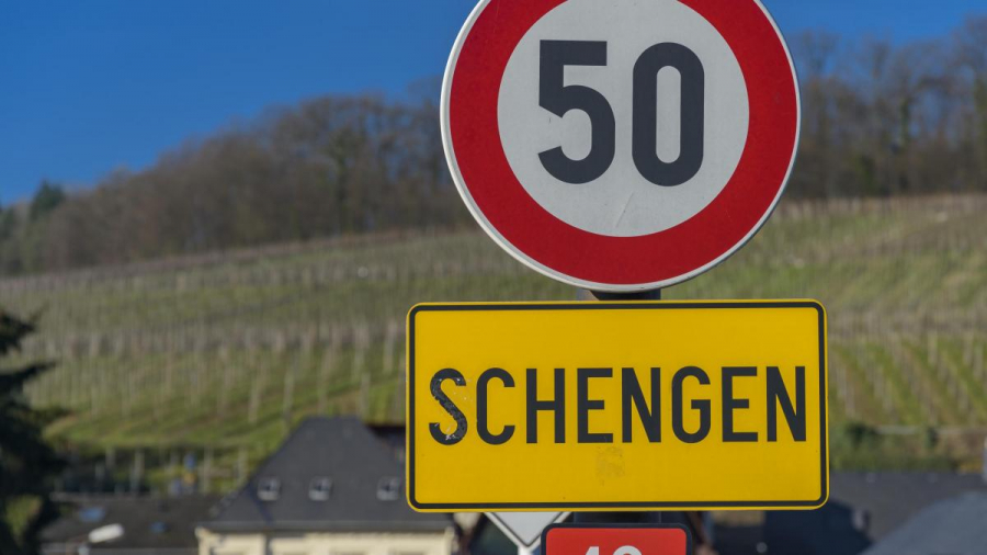 Se amână, din nou, aderarea României la Spațiul Schengen