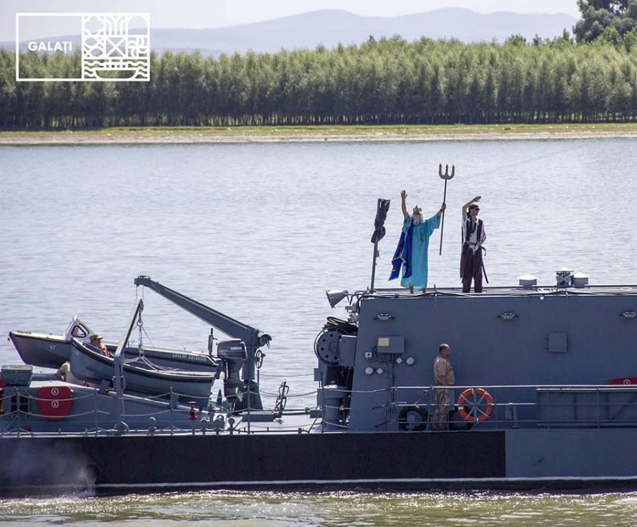 Navele militare au deschis balul de ”Ziua Marinei”, la Galați