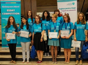PERFORMANŢĂ: Elevă din Galaţi, premiată la Shakespeare School Essay