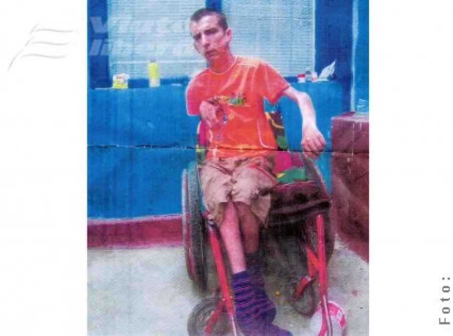 Nimeni nu s-a gândit la durerea tânărului Gelu Lăpuşneanu  