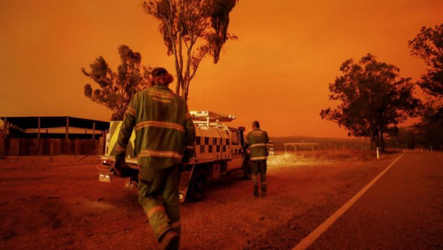 Sute de mii de australieni, evacuaţi