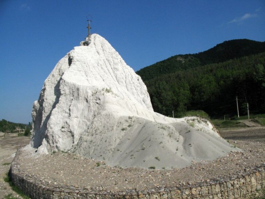 Călătorie pe Valea Slănicului de Buzău / Cea mai lungă peşteră de sare din lume