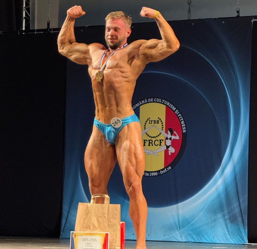 Aur cucerit de un culturist gălățean. Antrenorul și elevul, premiați în aceeași competiție națională (FOTO)