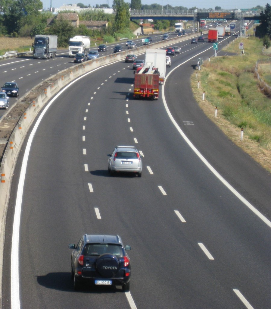 STRATEGIA DE TRANSPORT/ Galaţiul, fără AUTOSTRADĂ, izolat de restul României