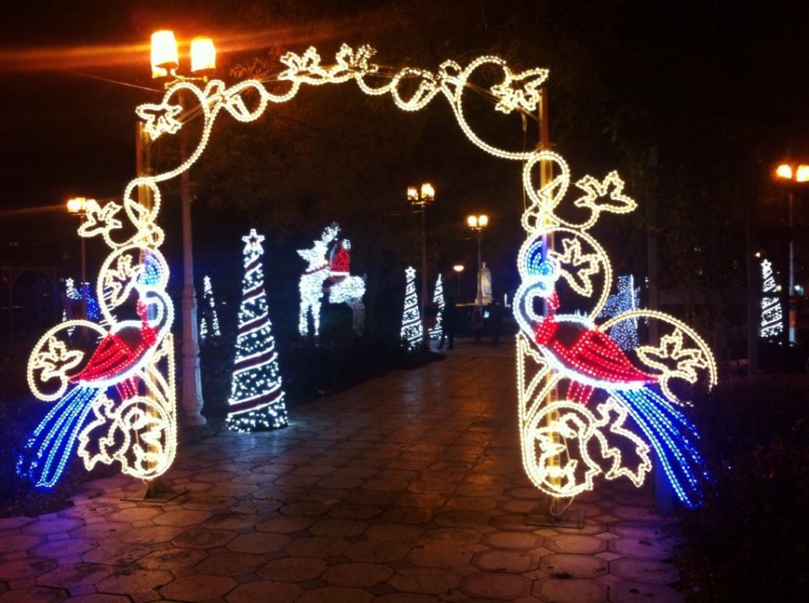 ANCHETĂ internă la PRIMĂRIA Galaţi. De ce s-a anulat licitaţia pentru ILUMINATUL FESTIV