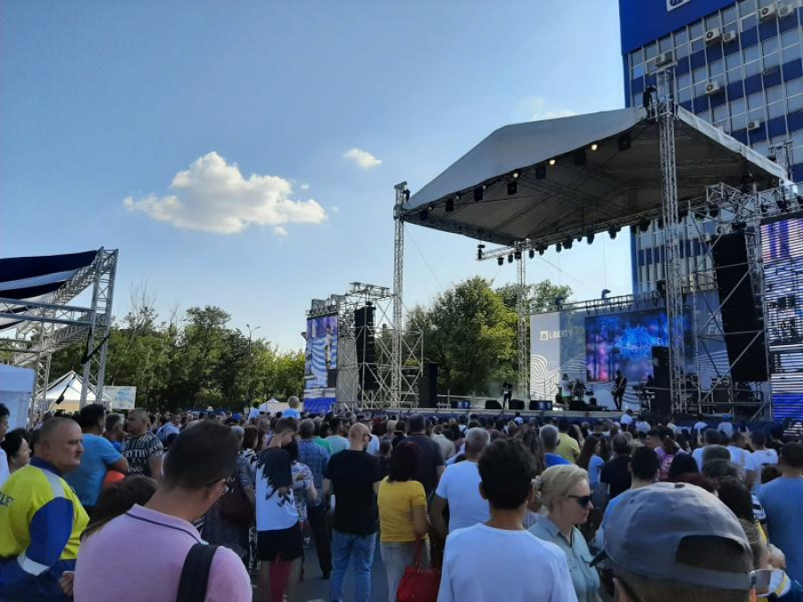 Ateliere pentru copii și concert Delia la Liberty Galați