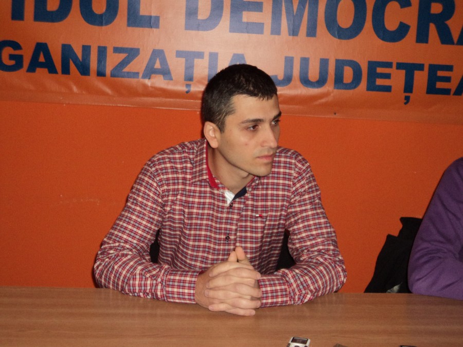 Democraţii, la vot: Alegeri la aripa tânără a PDL Galaţi
