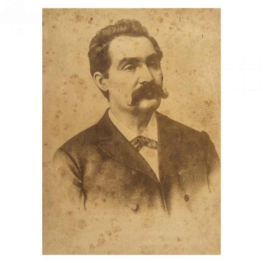 Fotografii și cărți rare ale lui Eminescu, Alecsandri, Ionescu, Sadoveanu, scoase la licitație