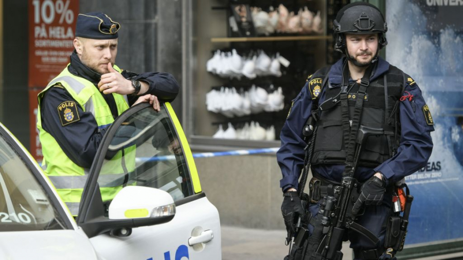 Suedia crește nivelul de amenințare teroristă