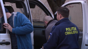 Un țăran din Galați a lovit cu tarpanul ca să-și apere pășunea