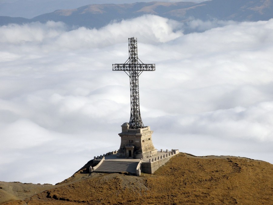 Crucea de pe Caraiman va fi restaurată
