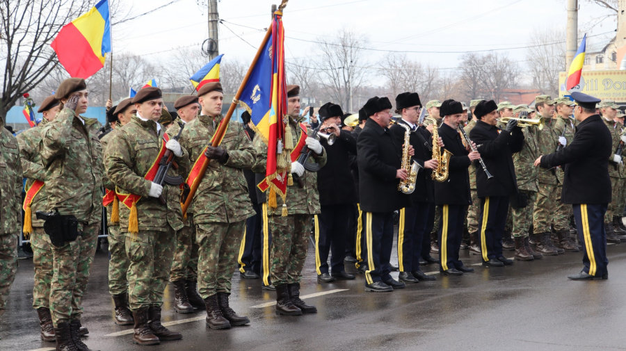 Ceremonie cu huiduieli de Ziua Unirii Principatelor. Susţinători ai lui Călin Georgescu au perturbat manifestările