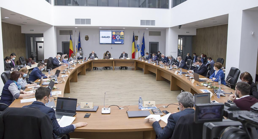 O hotărâre de Consiliu Local adoptată degeaba. Contre între primarul Pucheanu și viceprimarul Enache