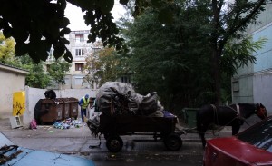 Reciclarea de Galaţi: &quot;Recuperatorii&quot; împrăştie gunoiul, Ecosal îl strânge