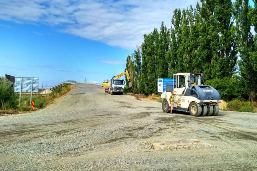 Progres minim la centura ocolitoare a Tecuciului. Investiţie europeană începută acum nouă ani (FOTO)