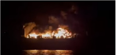 Incendiu pe un feribot care naviga in grecia 288 de persoane se aflau la bord inclusiv 29 de romani video
