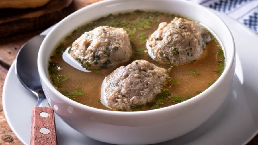 Ciorbă de perișoare din pește, rețetă dobrogeană