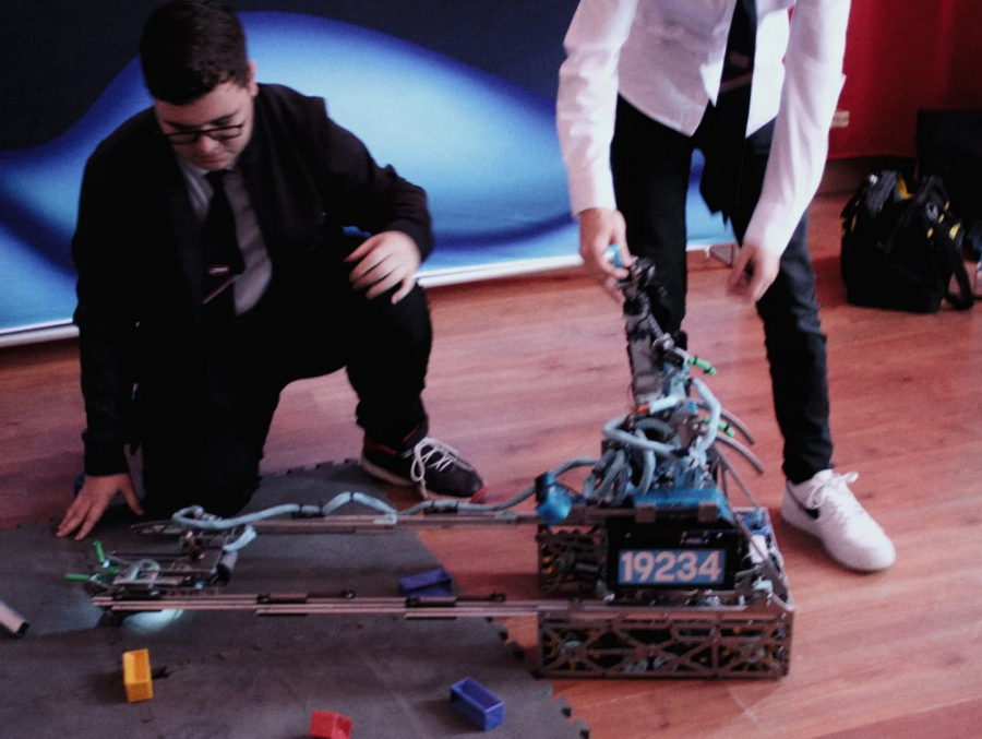 Caravana „ByteForce”, în vizită la Școala Nr. 19