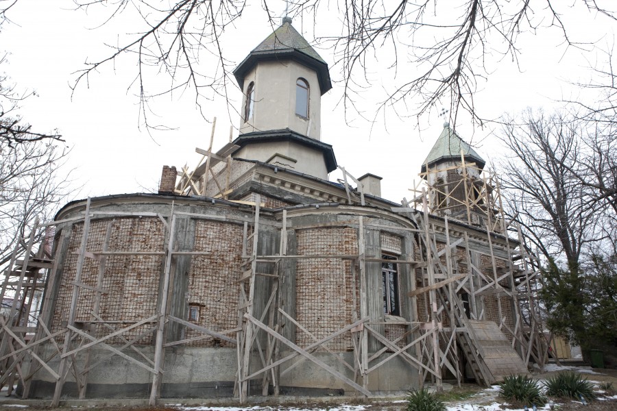 Campanie VL "Biserici istorice gălăţene": Altarul “Buna Vestire”, în restaurare şi cu turla înclinată