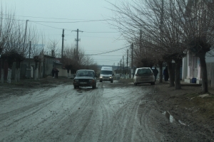 FOTO/ Comuna gălăţeană FĂRĂ niciun kilometru de drum ASFALTAT
