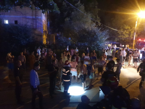 Bloc evacuat din cauza unui incendiu