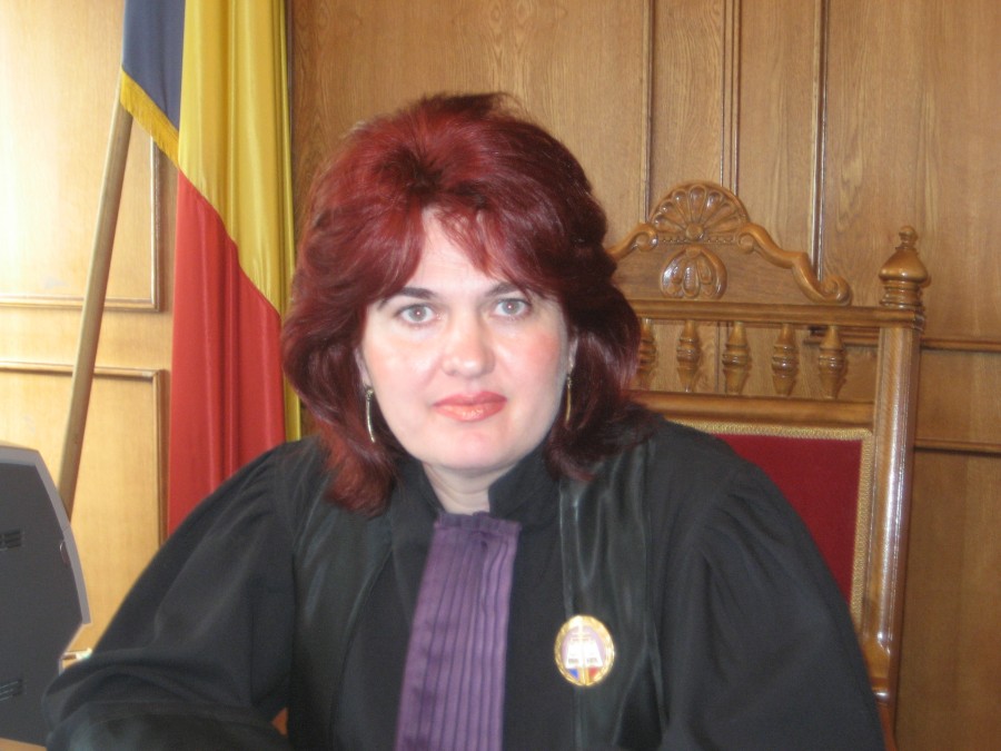 Dosarul „Case ilegale pentru magistraţi”: Schimb de apartamente în familia judecătoarei Mariana Ghena