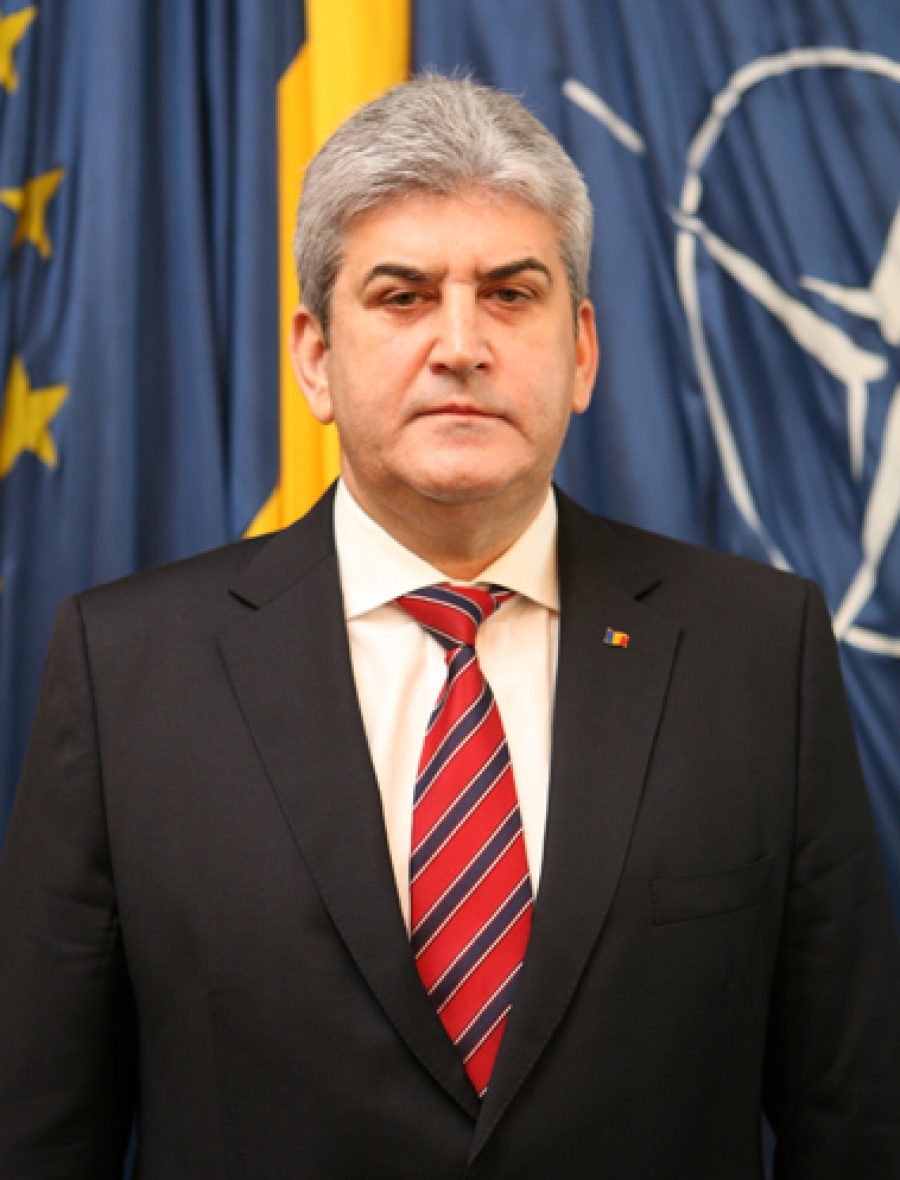DNA cere aviz de URMĂRIRE PENALĂ pentru Gabriel Oprea