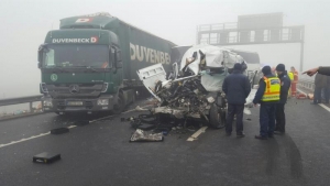 Autocar românesc, implicat într-un ACCIDENT GRAV în Ungaria. Cel puţin patru morţi