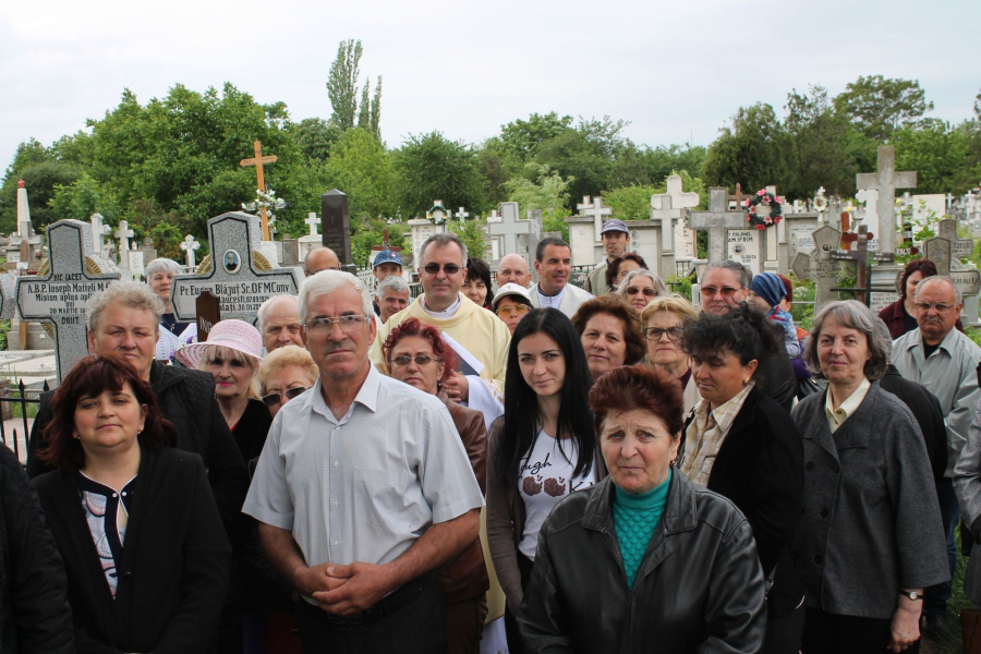 Înălţarea Domnului, sărbătorită la Capela catolică. Rugi pentru sufletul eroilor de toate confesiunile