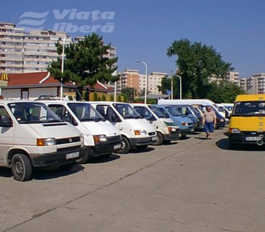 Mai puţine microbuze pe străzile Galaţiului