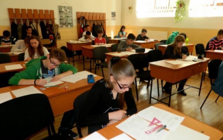 Simulare la evaluare naţională/ Subiecte grele la matematică