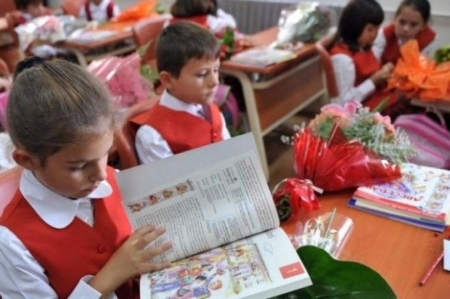 În ATENŢIA părinţilor, profesorilor şi elevilor: Au fost făcute publice MANUALELE pentru clasa I şi a II-a