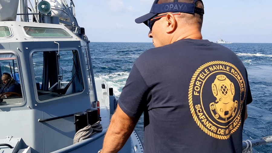 Forțele Navale în alertă – mină marină, în derivă în Marea Neagră, la Capul Midia