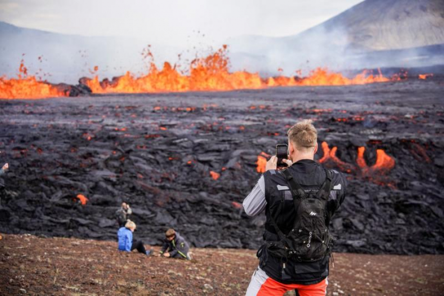 Erupție vulcanică la 40 km de Reykjavik