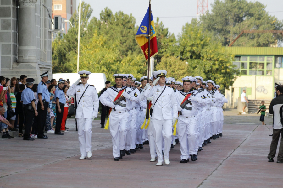 Ceremonii şi distracţie pentru toate gusturile de ZIUA MARINEI. La mulți ani tuturor marinarilor gălățeni!