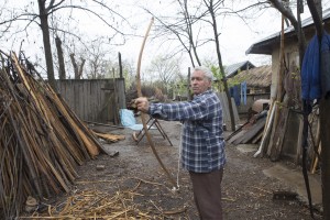 Campania VL &quot;Lada de zestre&quot;/ Ultimul făuritor de arcuri (FOTO)