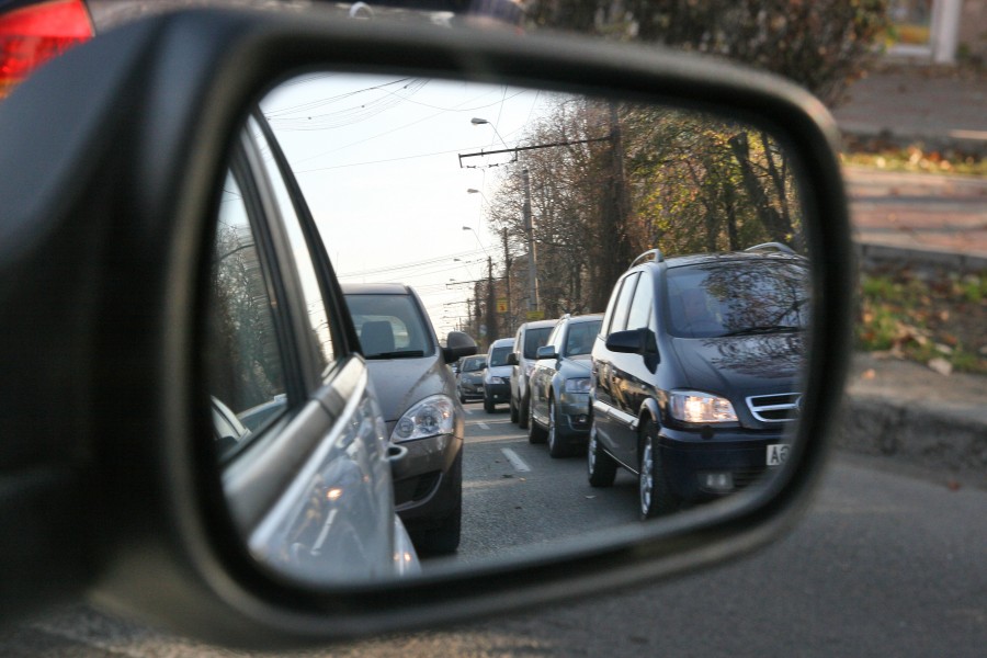 Programul "PRIMA MAŞINĂ" începe de la 1 noiembrie. Cine va avea acces şi care sunt CONDIŢIILE