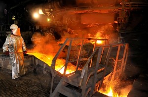 Campanie VL “Ei ţin Galaţiul în viaţă!&quot;/ La ArcelorMittal, &quot;terapie de şoc&quot; de 200 milioane de euro