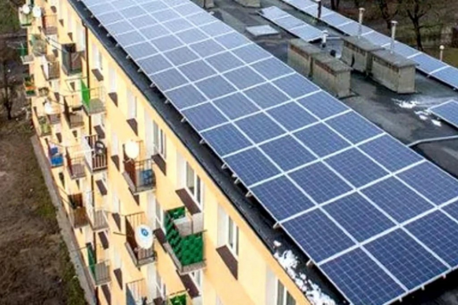 Locatarii blocurilor își pot monta și ei panouri fotovoltaice