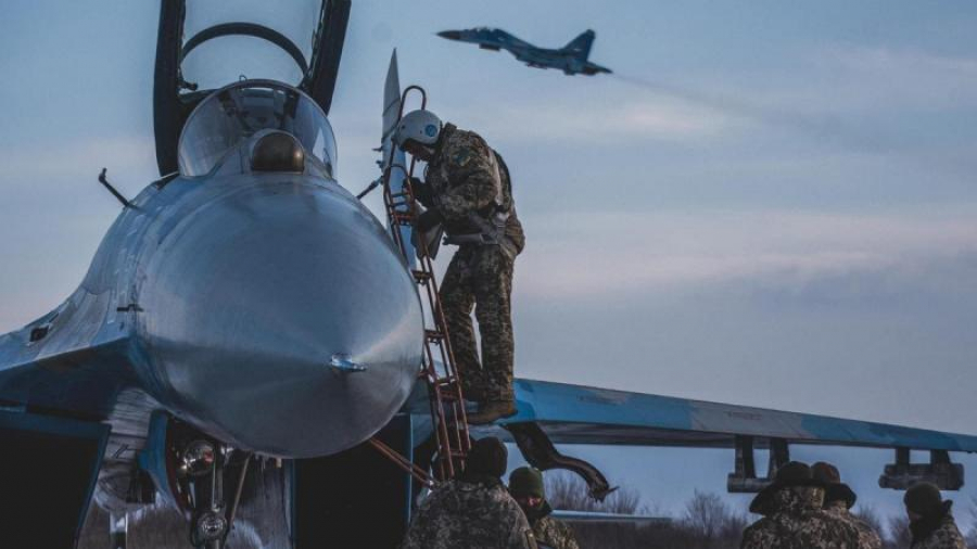 NATO ar putea instrui piloți militari ucraineni